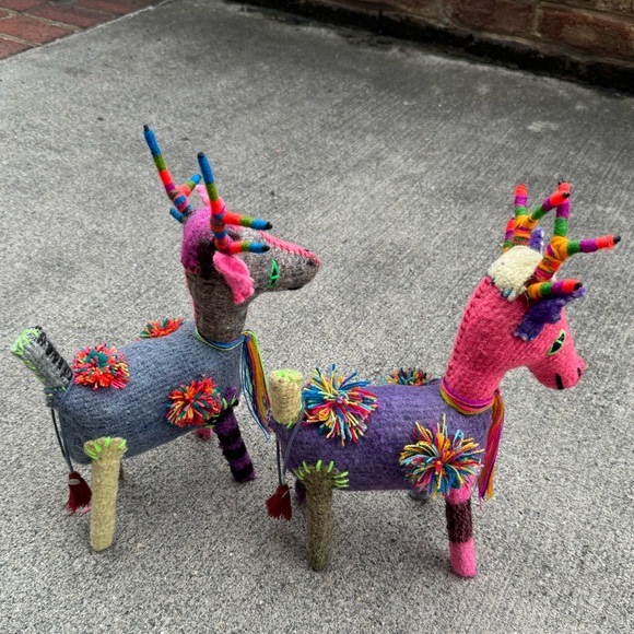 Folk Art Reindeer set - Picture 1 of 9